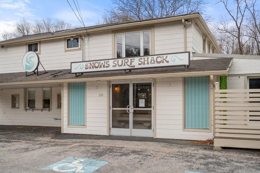 136 Pleasant Street, Ware, MA 01082 - #2
