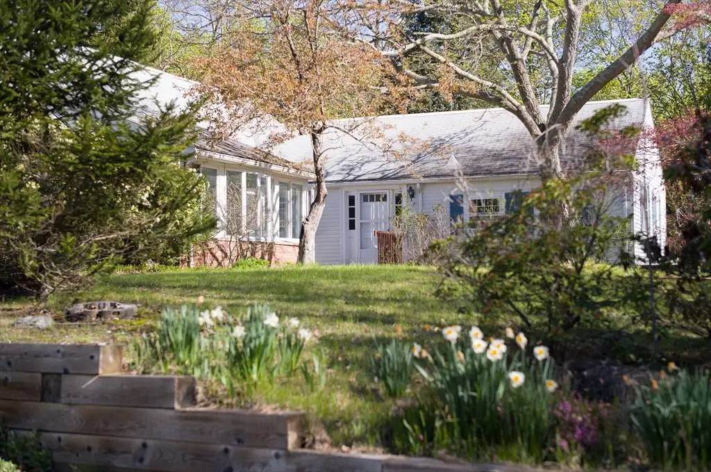 5 Summer Street, Weston, MA 02493 - #1