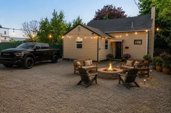 2 Mill St, Beverly, MA 01915