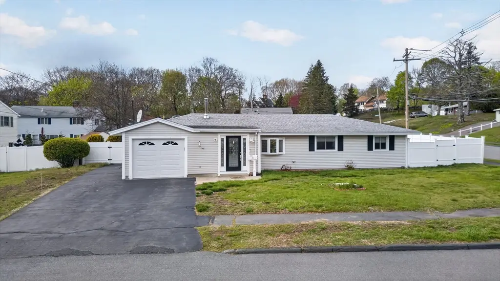 1 Reed Rd, Peabody, MA 01960 - #1