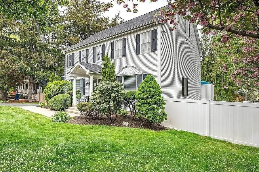 396 Dedham St, Newton, MA 02459 - #2