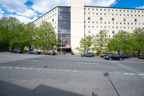 65 Lake Avenue #508, Worcester, MA 01604
