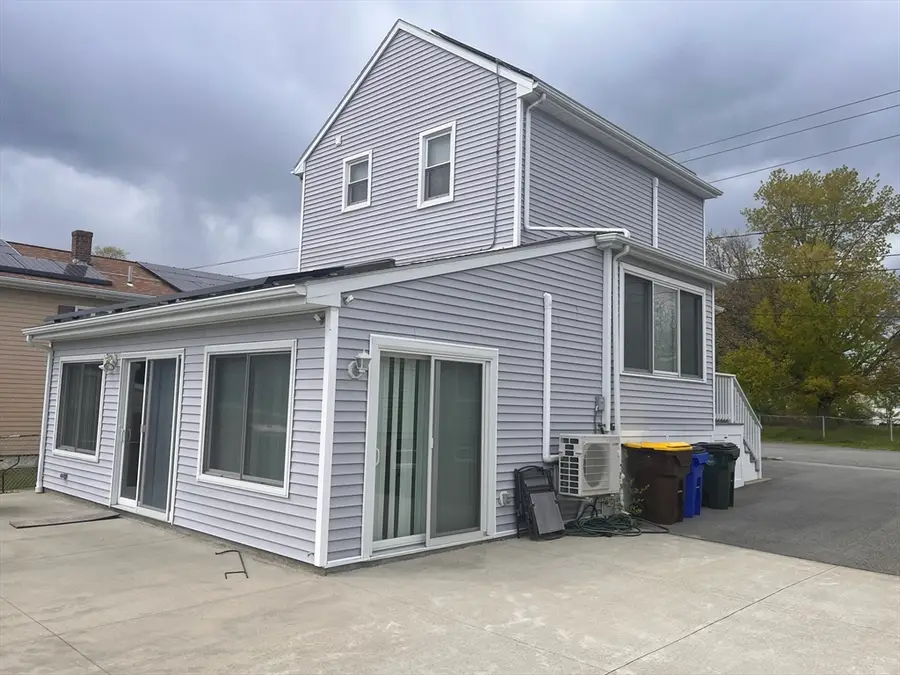 103 Tucker St, Fall River, MA 02724 - #3