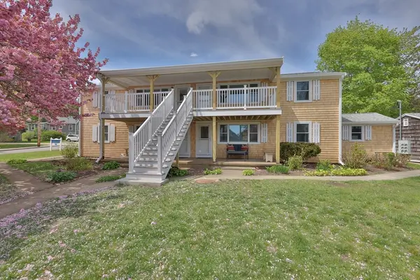 124 Skiff Avenue #A-11, Tisbury, MA 02568
