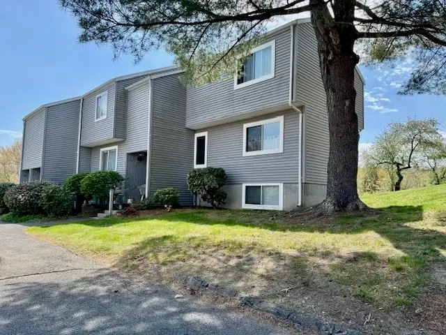18 Autumn Lane #18, Amherst, MA 01002 - #1