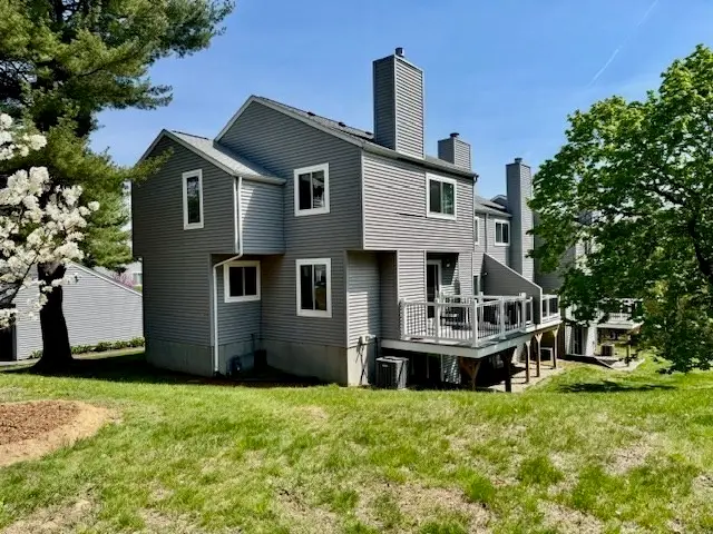 18 Autumn Lane #18, Amherst, MA 01002 - #2
