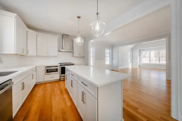 5 Strongwater Drive, Salem, MA 01970