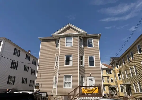 227 Eagle St, Fall River, MA 02721