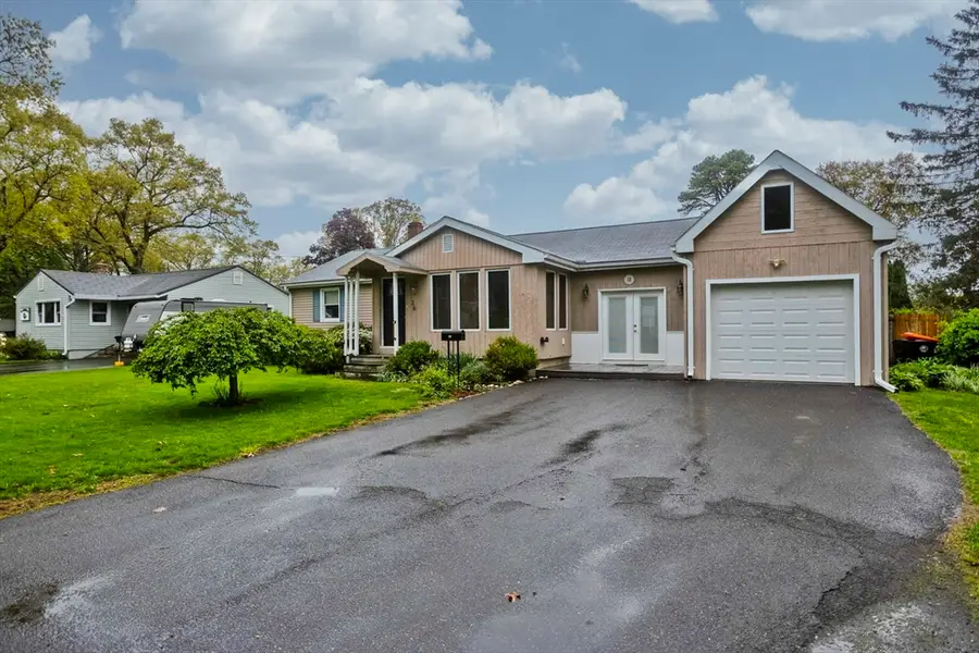 36 Noel Stret, South Hadley, MA 01075 - #3