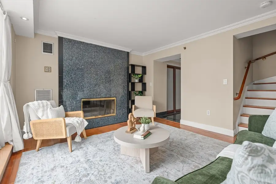 10 Rogers St #PH19, Cambridge, MA 02142 - #2