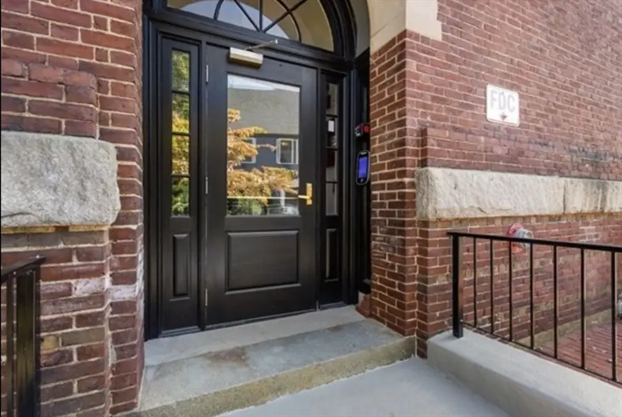 20 Mechanic Square #2, Marblehead, MA 01945 - #3
