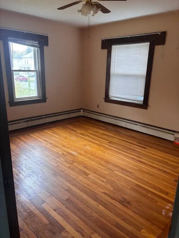 349 Oak St, Clinton, MA 01510 - #3