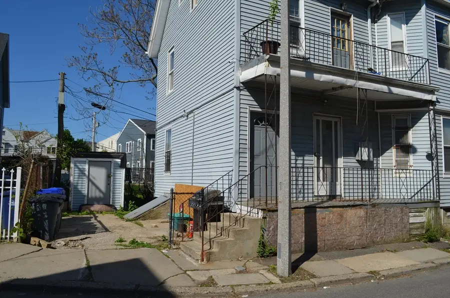 2-4 Howard Pl, Boston, MA 02125 - #2