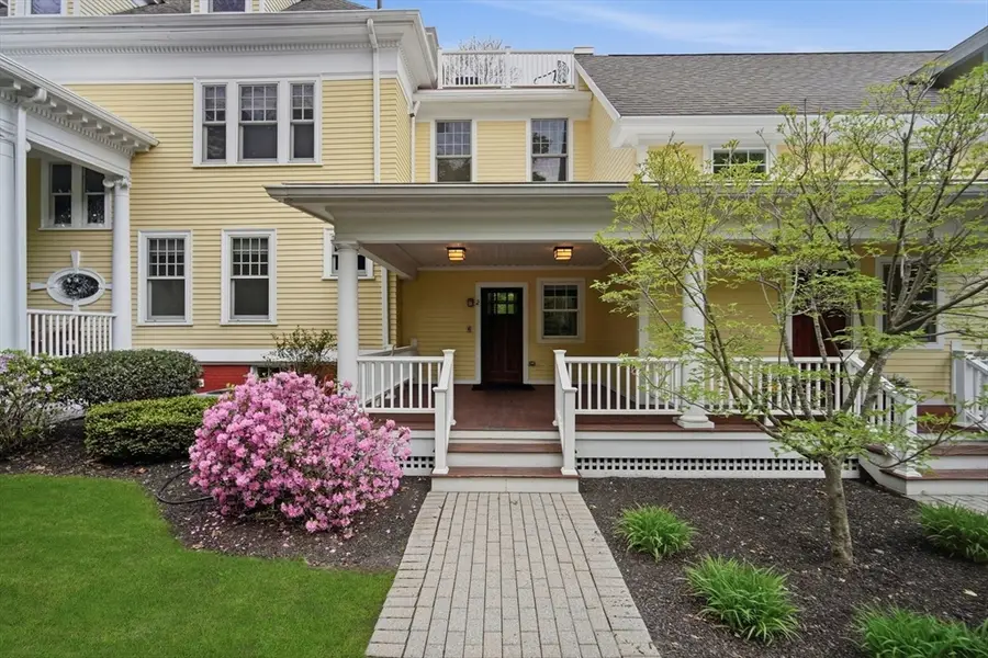 151 Amity St #2, Amherst, MA 01002 - #2
