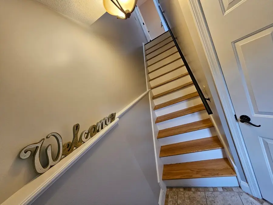 39 Waters Edge #39, Ludlow, MA 01056 - #3