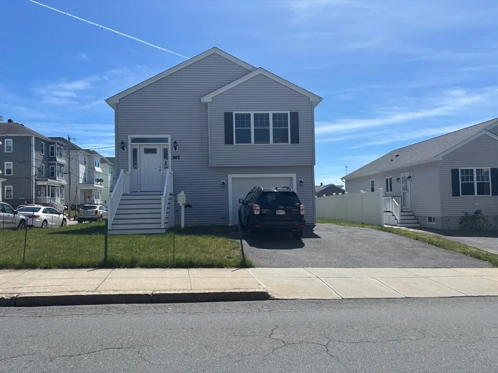 367 County St, Fall River, MA 02723 - #1