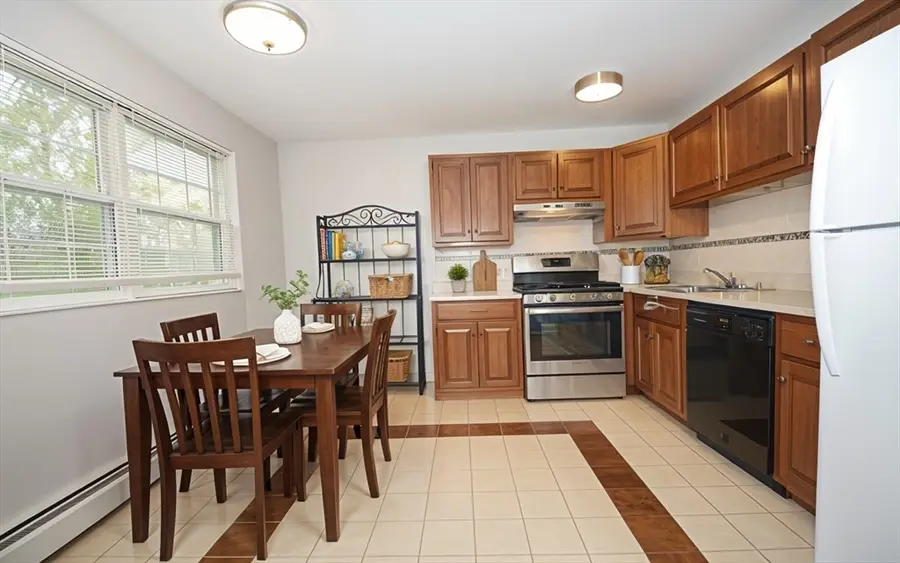50 Edgelawn Ave #6, North Andover, MA 01845 - #2