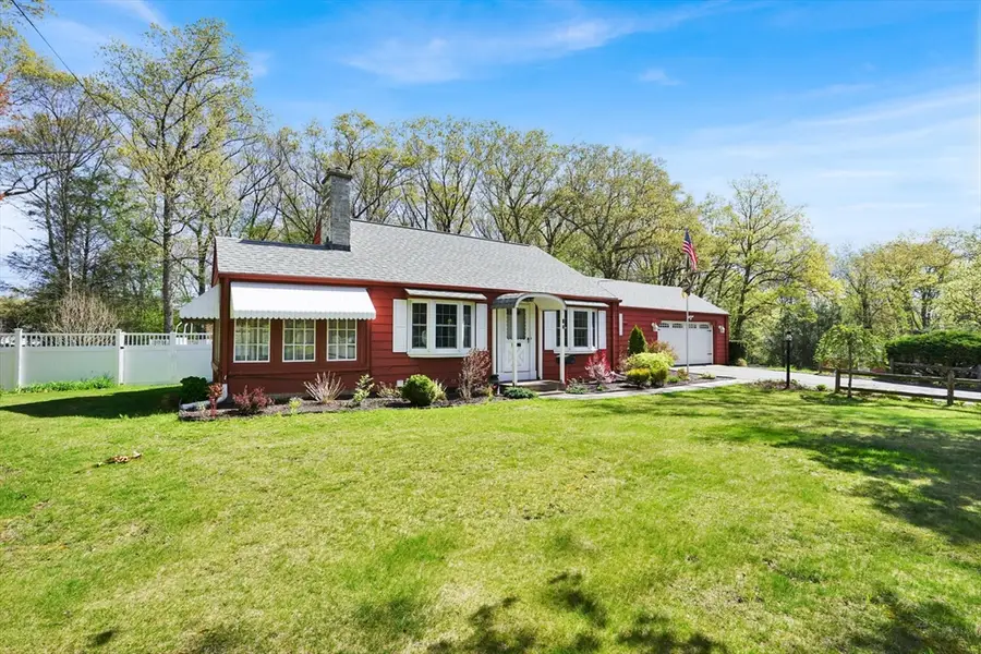 84 Spencer St, Agawam, MA 01001 - #3