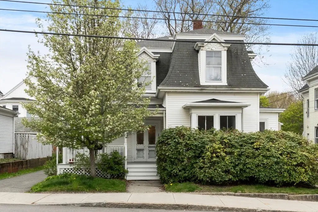 204 Washington Street, Gloucester, MA 01930 - #1
