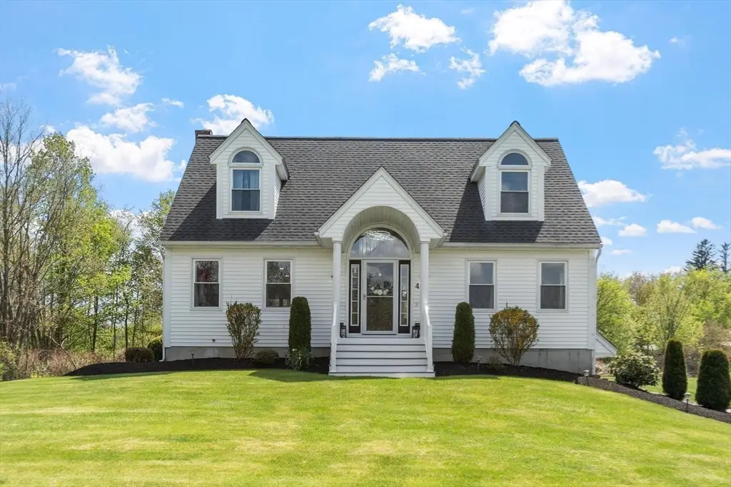 4 Ashton Ln, Sterling, MA 01564 - #1