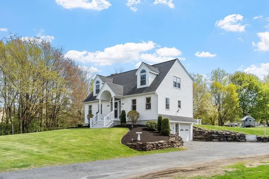 4 Ashton Ln, Sterling, MA 01564 - #3