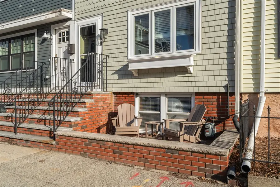 894 East 2nd St, Boston, MA 02127 - #2
