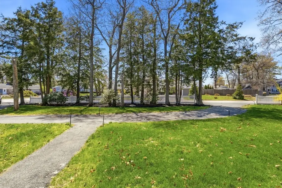 24 Fern Circle, Brockton, MA 02301 - #3