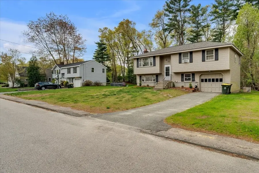 49 Monique Drive, Bellingham, MA 02019 - #3