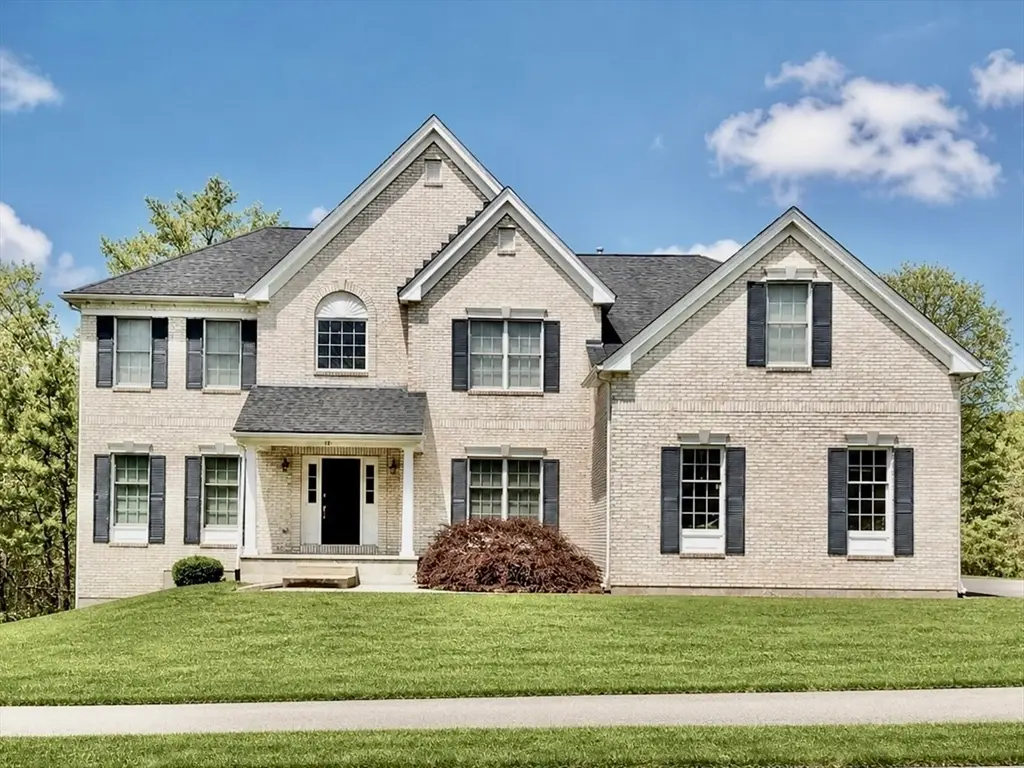 39 Whitehall Way, Bellingham, MA 02019 - #1