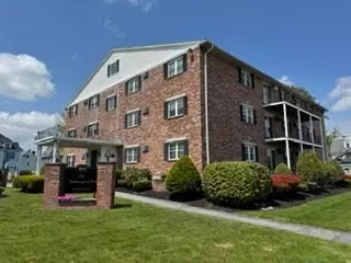 305 Pine St #12, Lowell, MA 01851 - #1