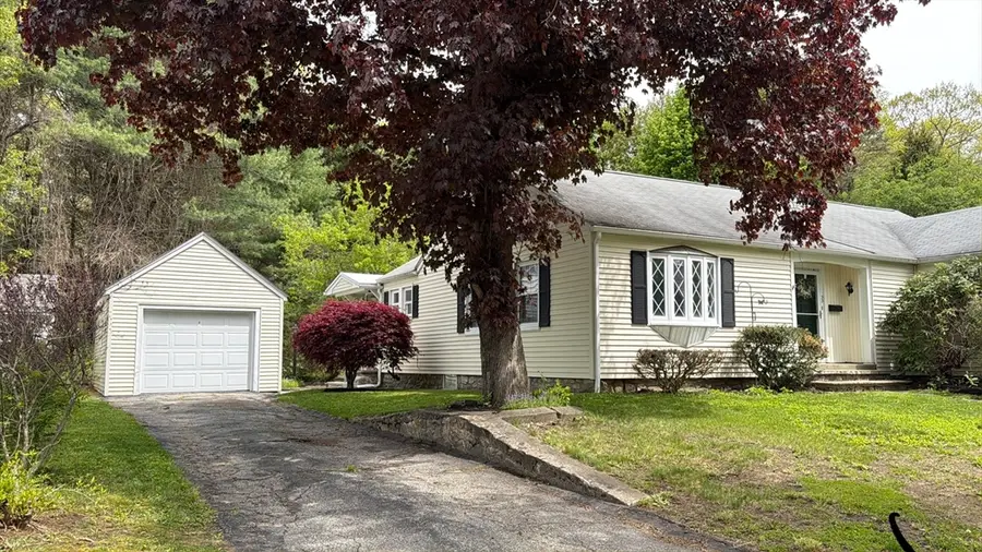 33 Highland St, Webster, MA 01570 - #2