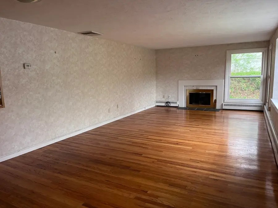 79 Newton Ave N, Worcester, MA 01602 - #3