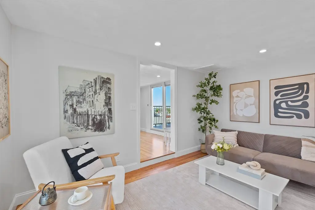3 Hillside #3, Somerville, MA 02145 - #1
