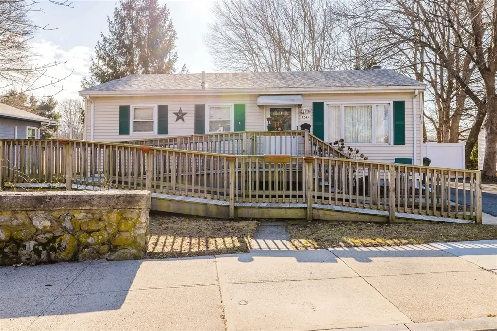 1243 New Boston Rd, Fall River, MA 02720 - #1