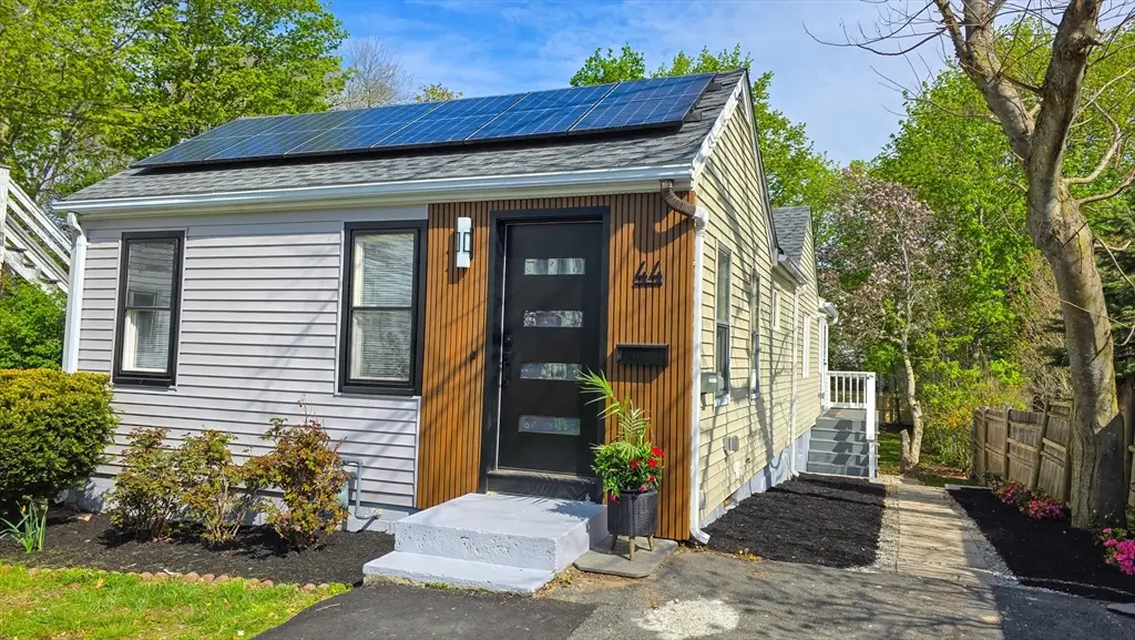 44 Vernon St, Rockland, MA 02370 - #1