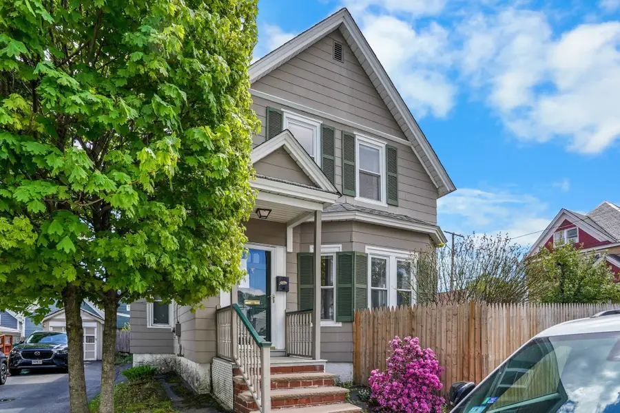 122 S Walker St, Lowell, MA 01851 - #2