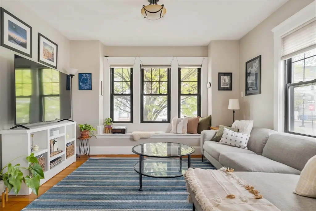 10 Washington Ave. #1, Waltham, MA 02453 - #1