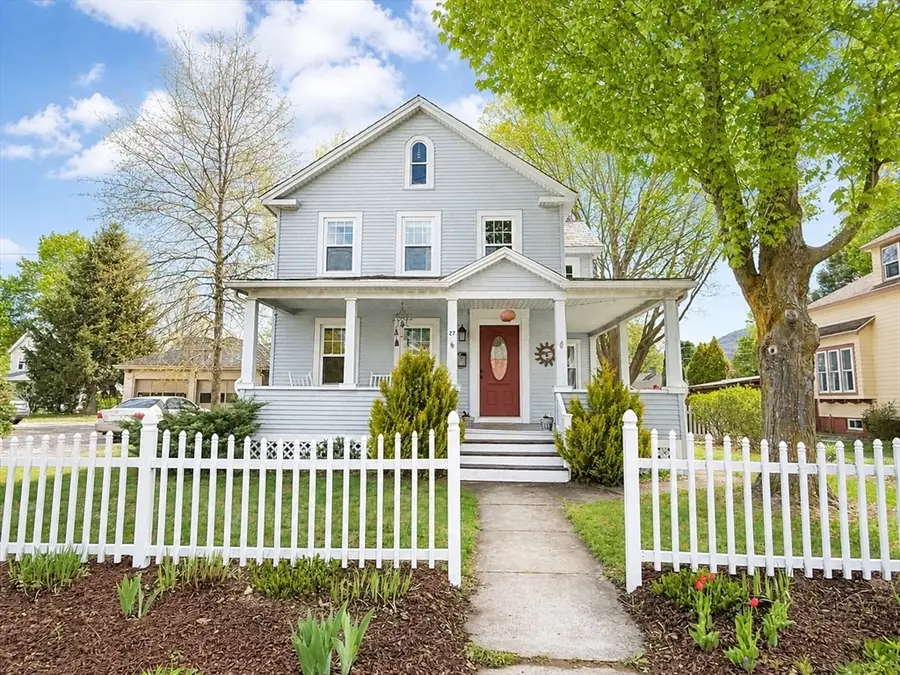27 Holyoke St, Easthampton, MA 01027 - #2