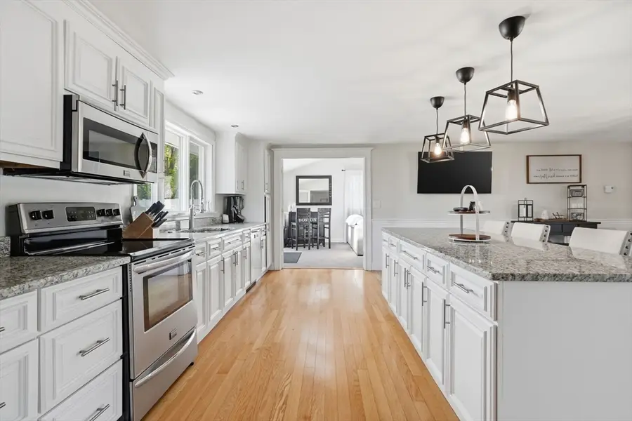 8 Lisa Rd, Peabody, MA 01960 - #3
