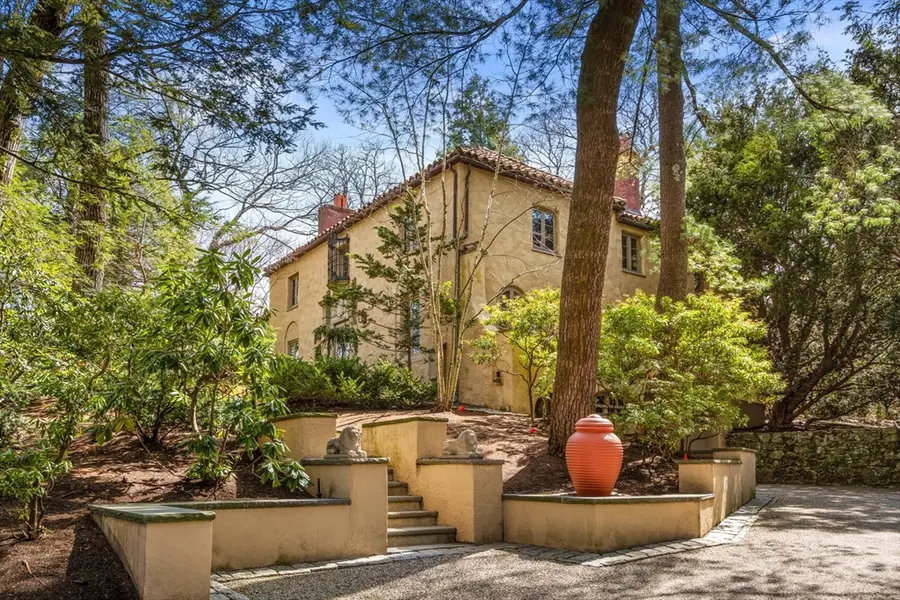 342 Warren St, Brookline, MA 02445 - #2