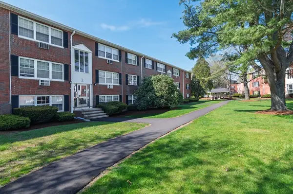 2 Tara Dr #11, Weymouth, MA 02188