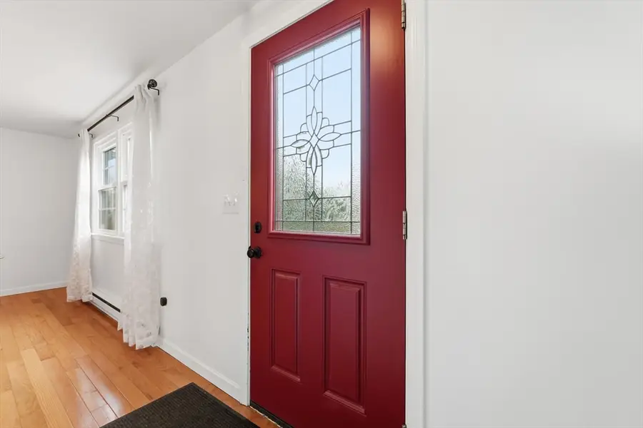 82 Stagecoach Rd, Amherst, MA 01002 - #3