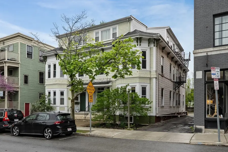 140 Huron Ave #7, Cambridge, MA 02138 - #2