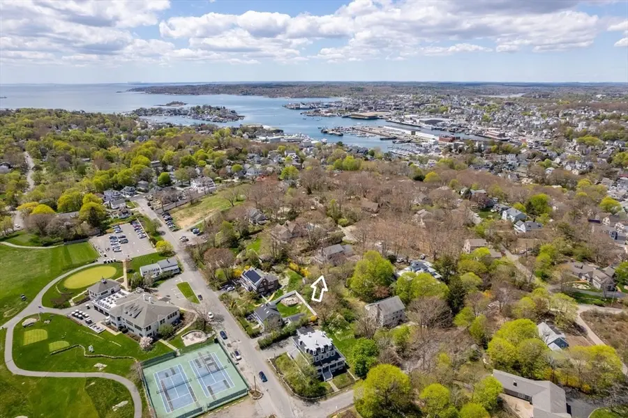 4 Graystone Road, Gloucester, MA 01930 - #2