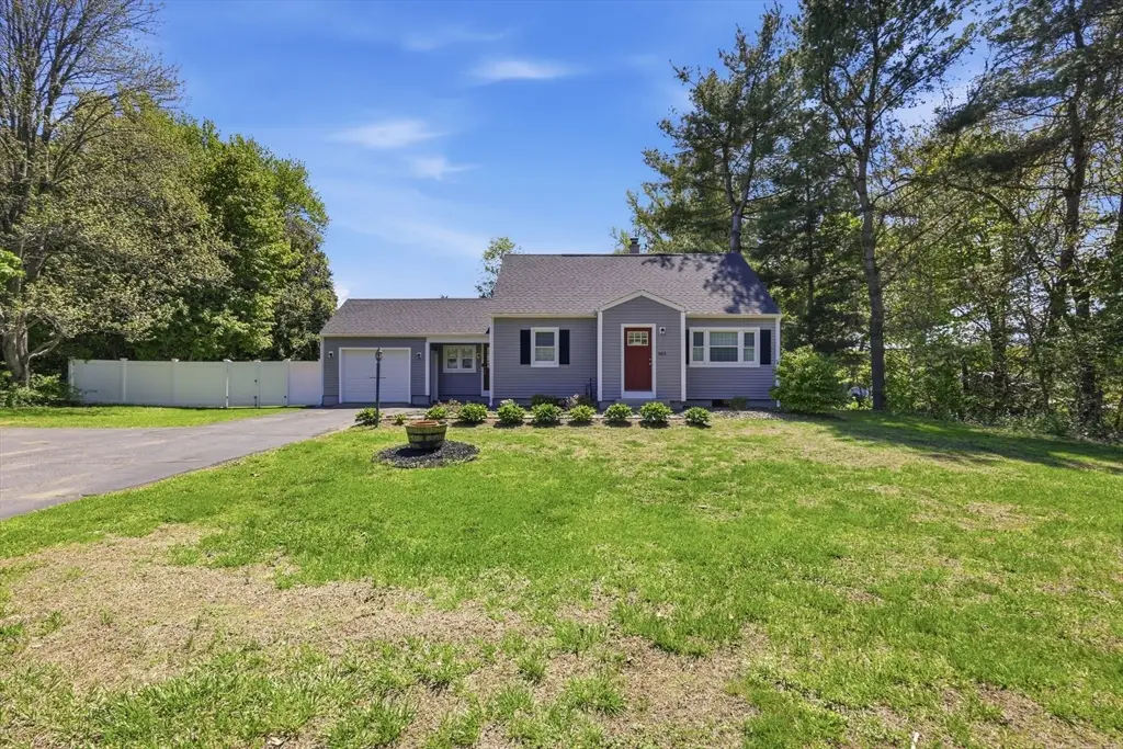 983 Shoemaker Ln, Feeding Hills, MA 01030 - #1