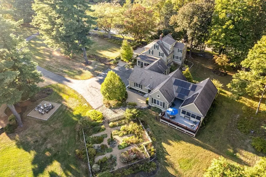 215 Washington Street, Sherborn, MA 01770 - #3
