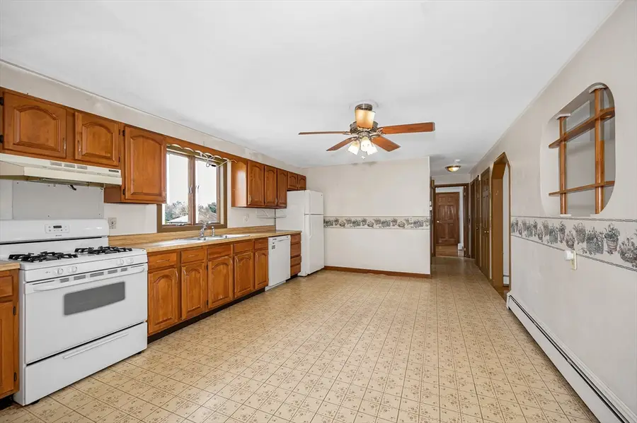 1470 Varnum Ave, Lowell, MA 01854 - #3