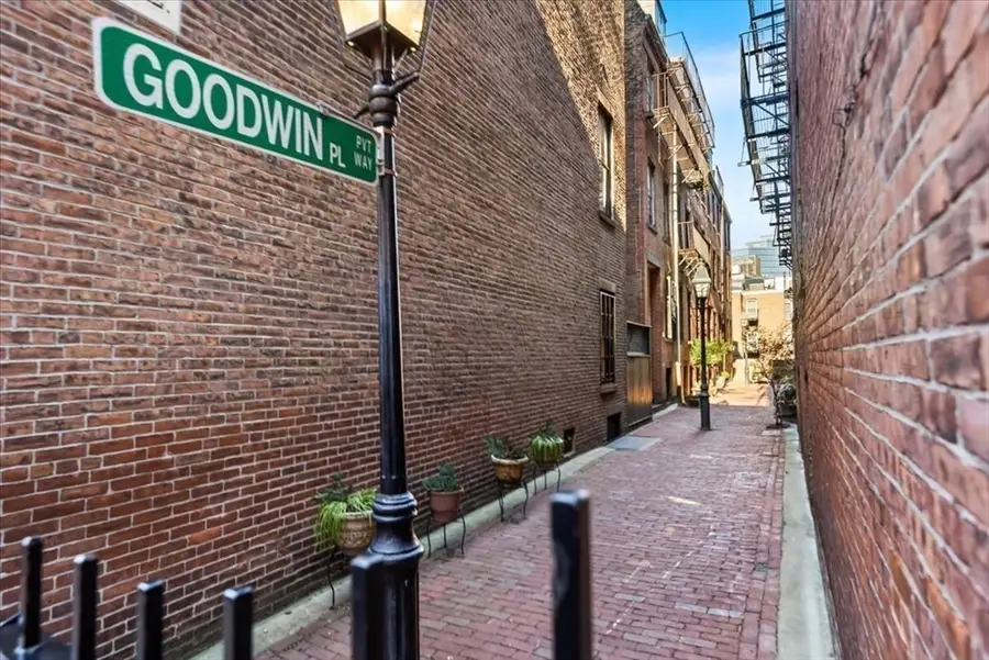6 Goodwin Pl.. #4., Boston, MA 02114 - #3