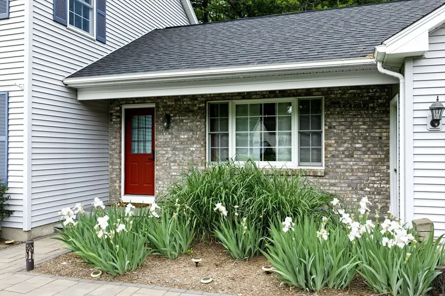 19 Overlook Dr, Wilbraham, MA 01095 - #3