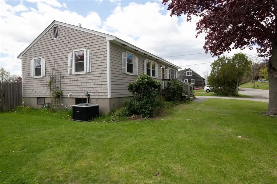 28 Lafayette St, Amesbury, MA 01913 - #2